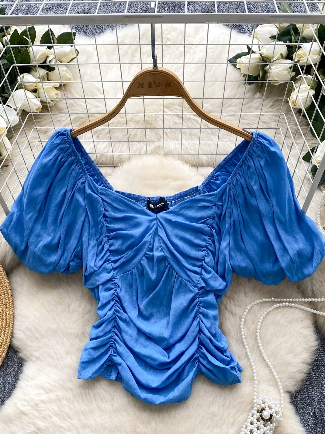 Tell me a secret top CTO1152 images